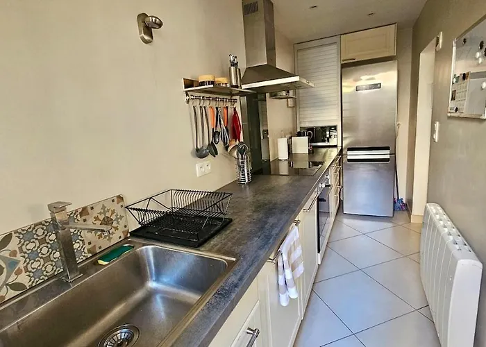 Maison De Bourg Proche De La