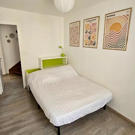 Maison De Bourg Proche De La Сasa de vacaciones Ouistreham