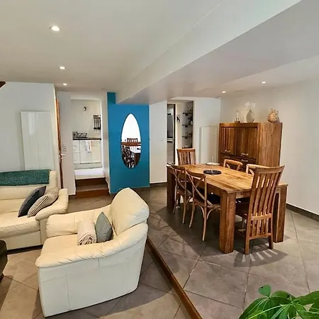 Maison De Bourg Proche De La Сasa de vacaciones *