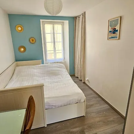 Maison De Bourg Proche De La