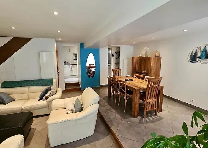 Maison De Bourg Proche De La Feriehus *